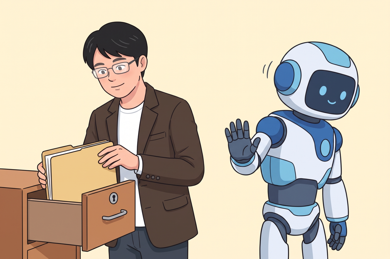 従業員さんの書類を鍵付きの引き出しにしまう男性と、手のひらを見せて見ないと伝えるロボット